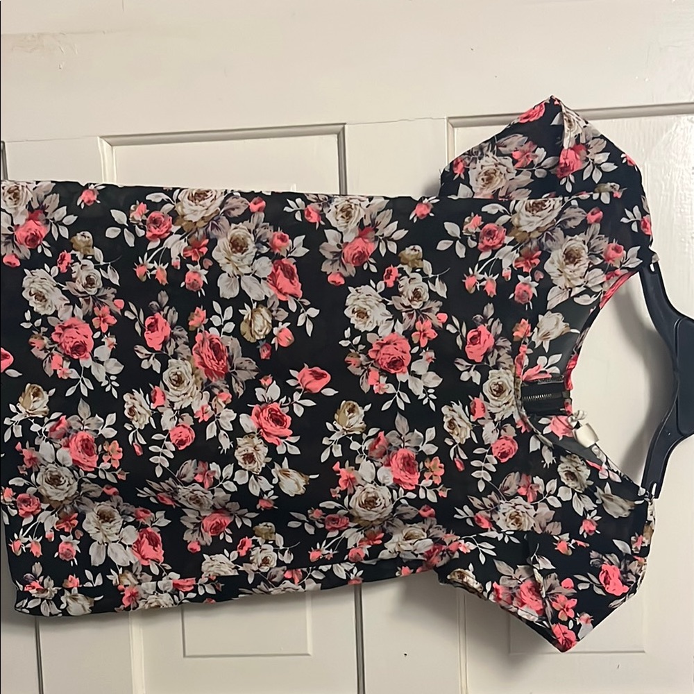 Japna Pink and Gray Cap Sleeve Fitted Blouse